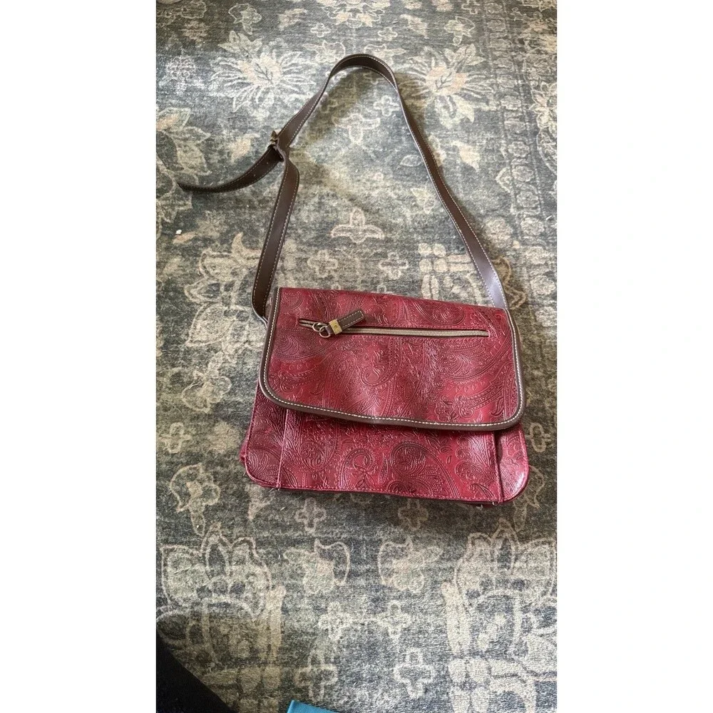 Relic Crossbody Purse Tooled Red Faux Leather Paisley Design Adjustable Strap